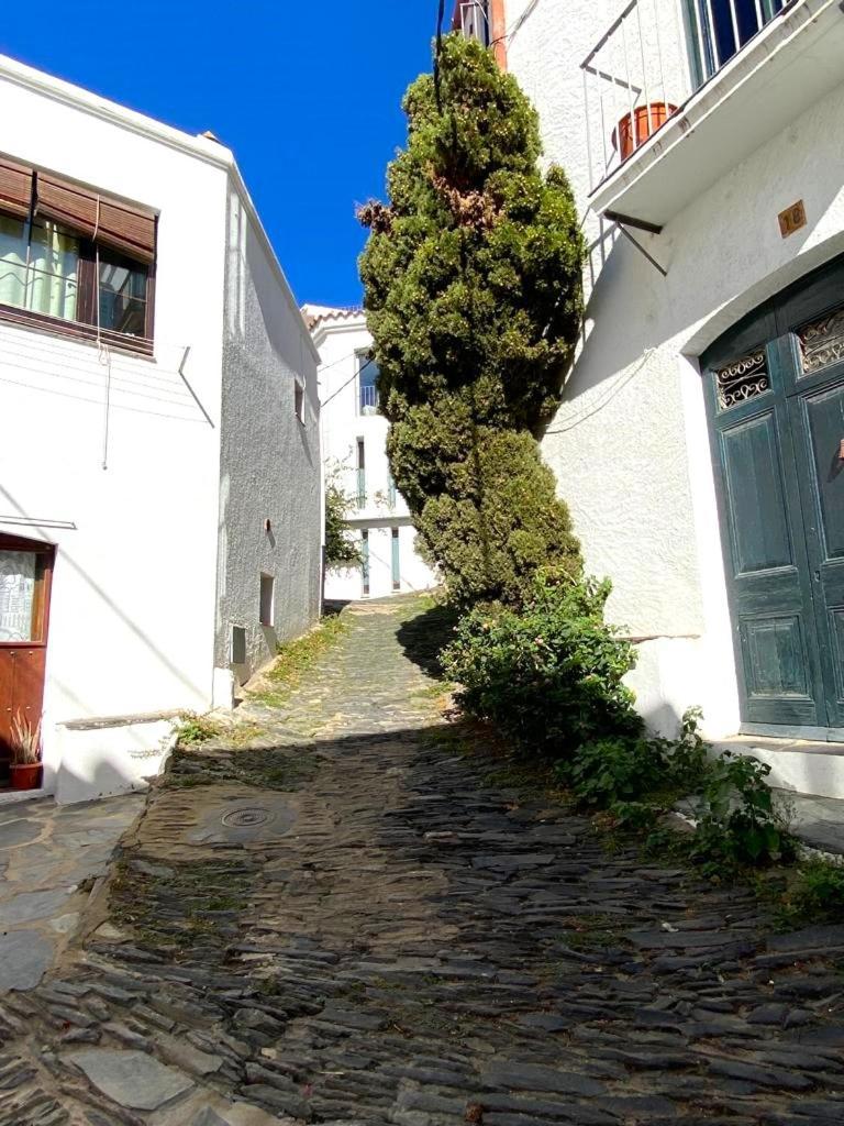 Tortora - Casa En El Centro Con Vistas Al Mar Villa Cadaqués Kültér fotó