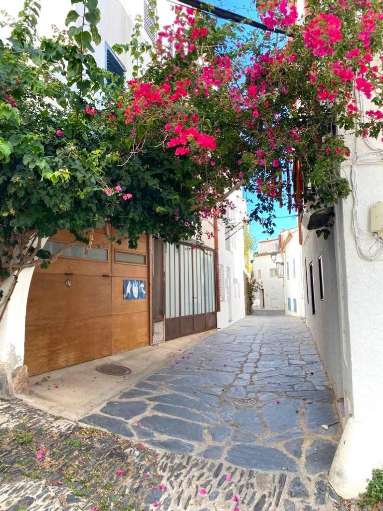 Tortora - Casa En El Centro Con Vistas Al Mar Villa Cadaqués Kültér fotó